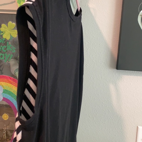 Ladies size 3x sleeveless blouse - Picture 4 of 5